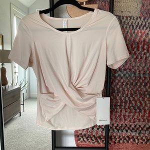 NWT lululemon do the daily shirt